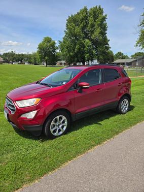 Red 2018 Ford EcoSport SE