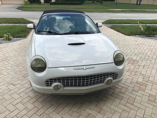2002 Ford Thunderbird Premium
