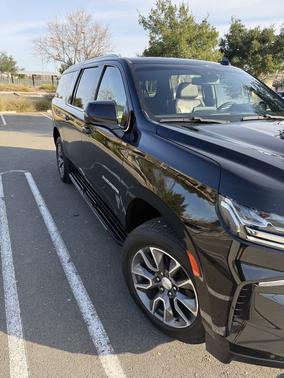 2021 Chevrolet Suburban LT