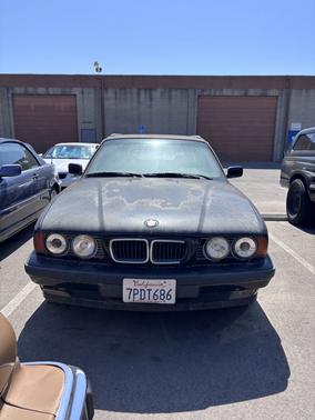 Black 1995 BMW 525 i Touring
