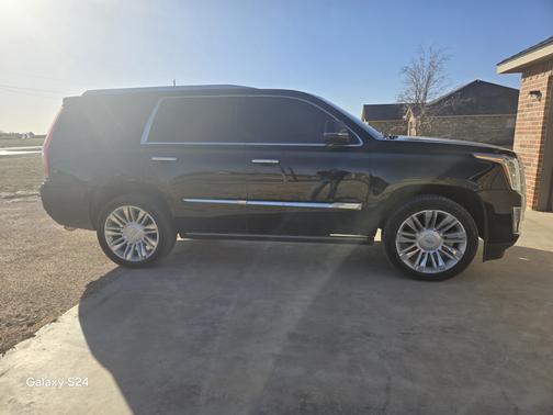 2015 Cadillac Escalade Platinum