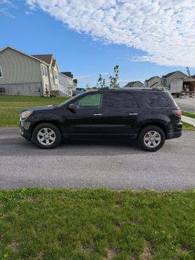 Black 2016 GMC Acadia SLE-2