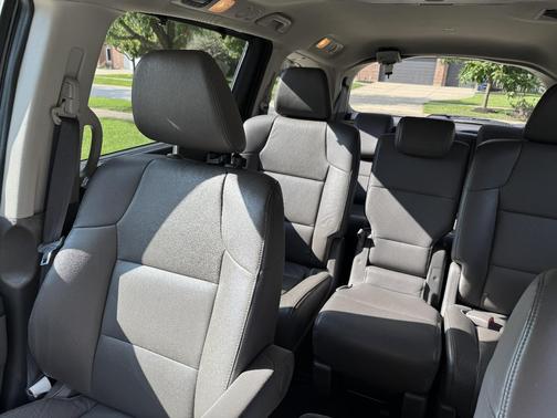 Gray 2016 Honda Odyssey Touring Elite