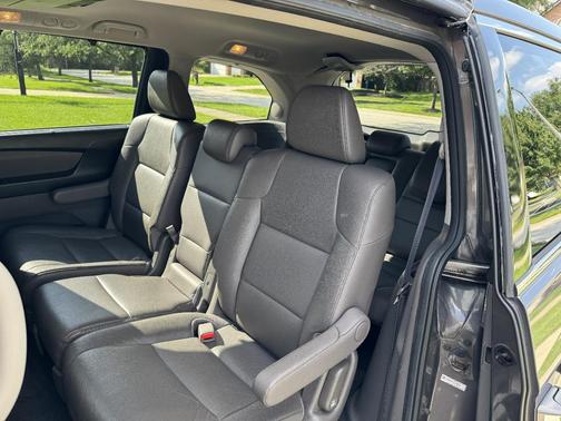 Gray 2016 Honda Odyssey Touring Elite