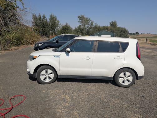 2016 Kia Soul EV Base