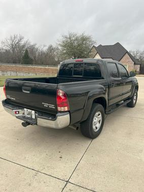 Black 2005 Toyota Tacoma PreRunner Double Cab