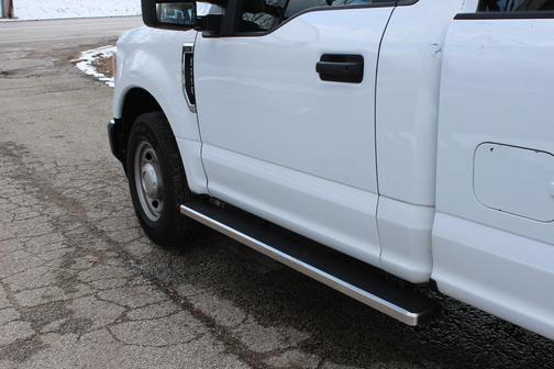 White 2022 Ford F-250 XL