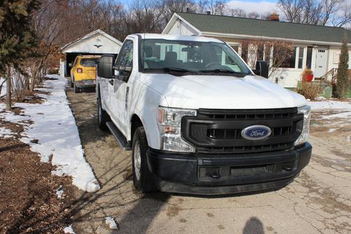 White 2022 Ford F-250 XL