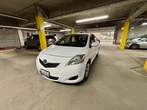 2012 Toyota Yaris Base
