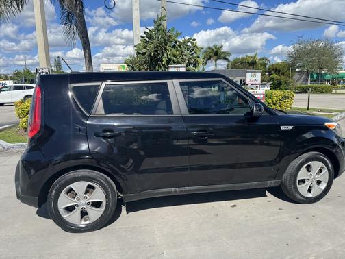 2015 Kia Soul Base