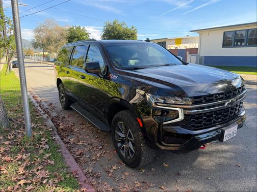 2022 Chevrolet Suburban Z71