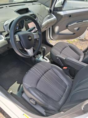 White 2015 Chevrolet Spark 1LT
