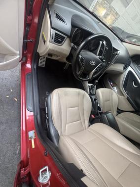 Red 2016 Hyundai Elantra GT Base