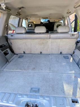 Gray 2004 Honda Pilot EX