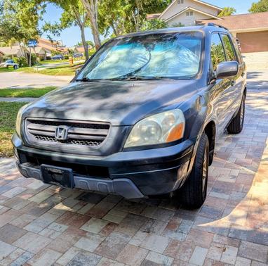 Gray 2004 Honda Pilot EX