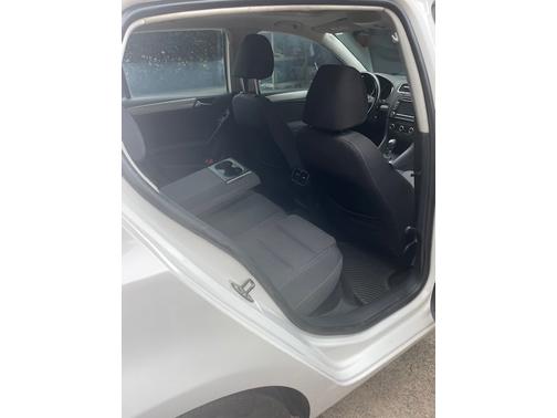 2011 Volkswagen Golf TDI