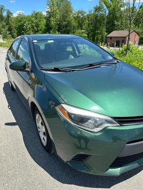 Green 2014 Toyota Corolla LE ECO
