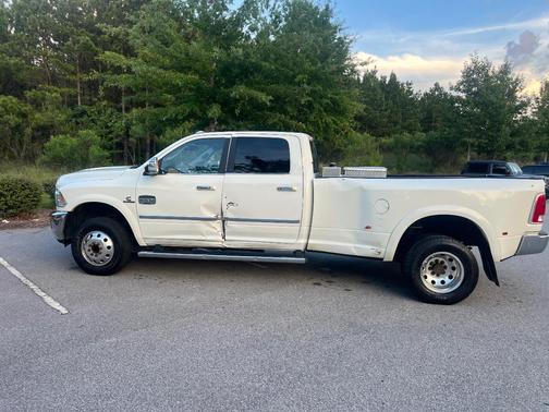 White 2018 RAM 3500 Laramie