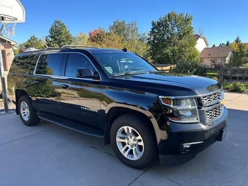 Black 2017 Chevrolet Suburban LT