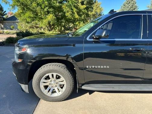 Black 2017 Chevrolet Suburban LT
