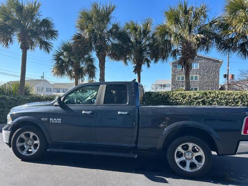 2017 RAM 1500 Laramie