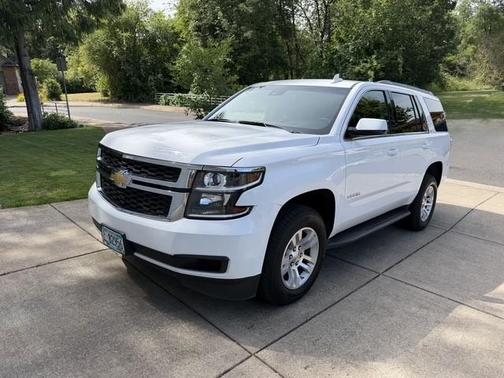White 2017 Chevrolet Tahoe LT