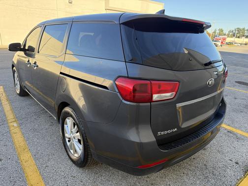 Gray 2017 Kia Sedona LX