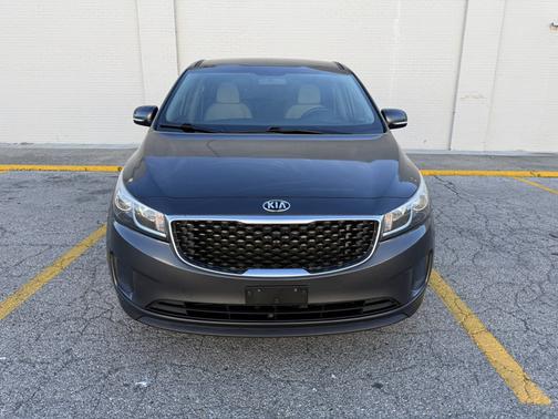 Gray 2017 Kia Sedona LX