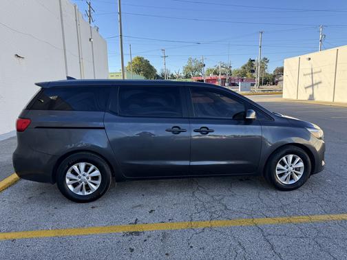 Gray 2017 Kia Sedona LX