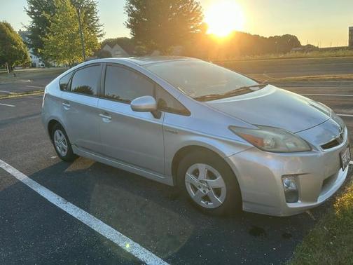 Silver 2010 Toyota Prius III