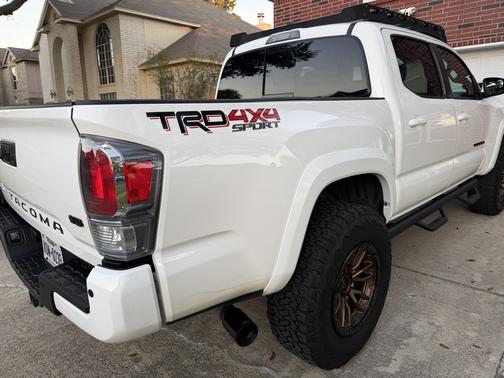 2022 Toyota Tacoma TRD Off Road