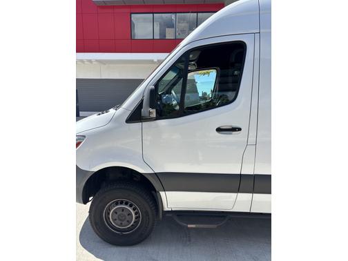 2020 Mercedes-Benz Sprinter 2500 Standard Roof