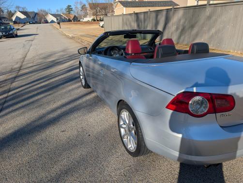 2010 Volkswagen Eos Lux