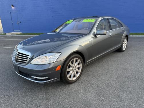 2010 Mercedes-Benz S-Class S 550