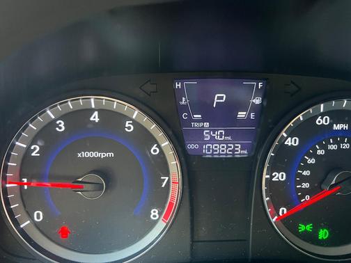 Silver 2012 Hyundai Accent GLS