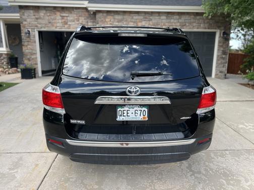 2013 Toyota Highlander SE