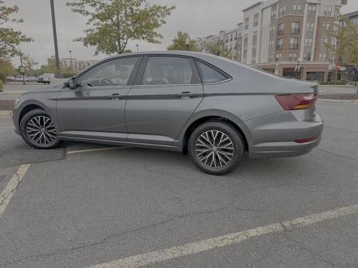 Gray 2019 Volkswagen Jetta 1.4T S