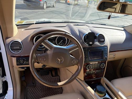 White 2012 Mercedes-Benz GL-Class GL 450 4MATIC