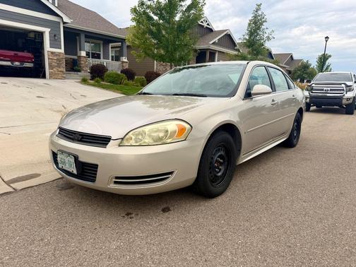 Beige 2009 Chevrolet Impala LS