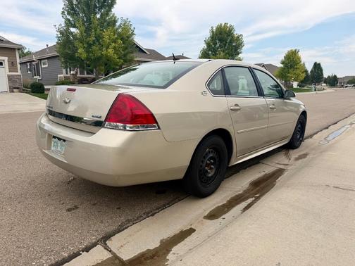 Beige 2009 Chevrolet Impala LS