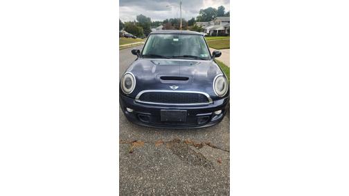 Blue 2013 MINI Hardtop Cooper S