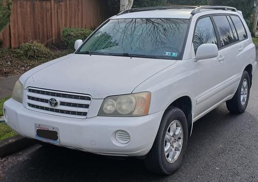 2003 Toyota Highlander Base