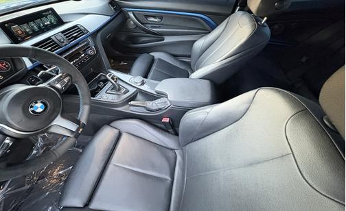 Blue 2017 BMW 440 i