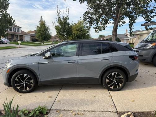 Gray 2021 Volkswagen ID.4 Pro S