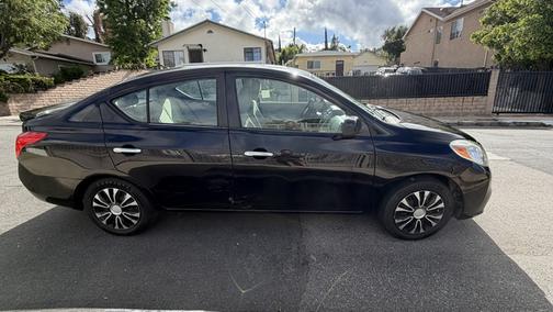 2013 Nissan Versa 1.6 SV