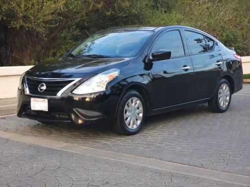 2013 Nissan Versa 1.6 SV