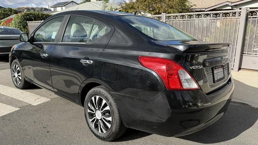 2013 Nissan Versa 1.6 SV