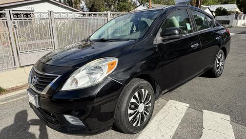 2013 Nissan Versa 1.6 SV
