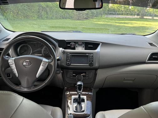 White 2013 Nissan Sentra SL