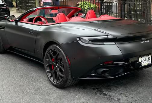2019 Aston Martin DB11 Volante